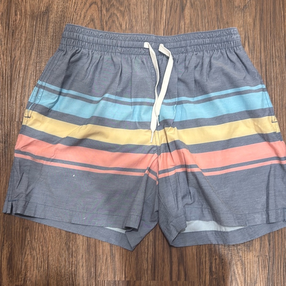 Chubbies swim trunks size M like new
